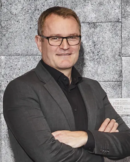 Claus Brønd Larsen